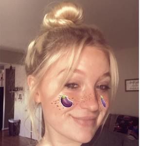 Meet your Posher, Clara